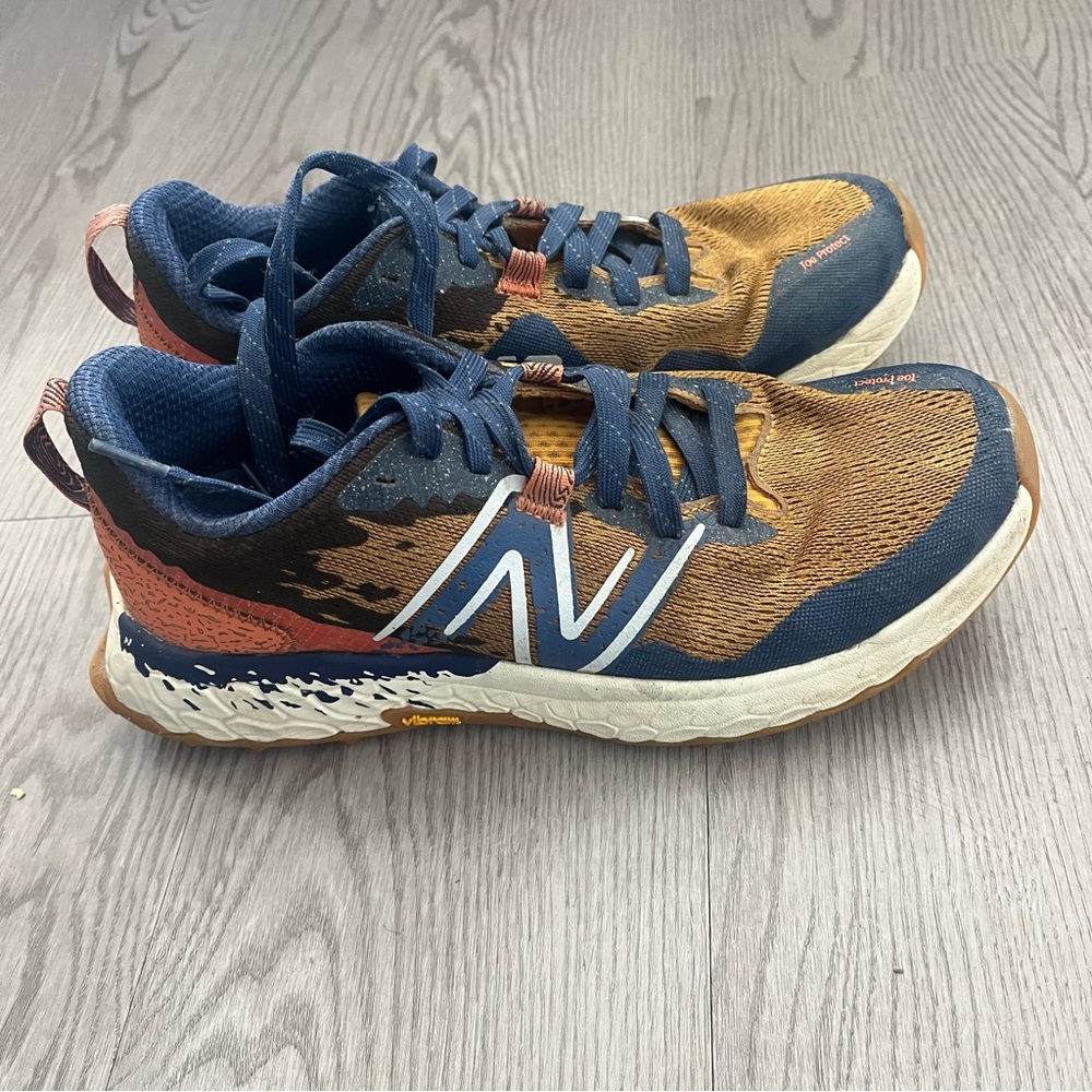 New Balance Fresh Foam Hierro v7 Trail Shoes Golden Hour
